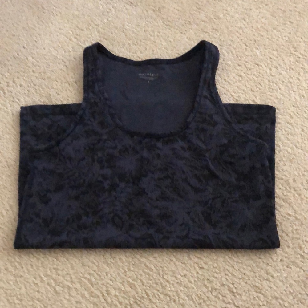 Athleta scoop tank. Size small. Navy color.